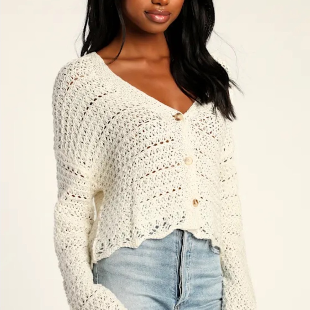 Like new! Lulus Weave it to me Knitted Cardigan Small